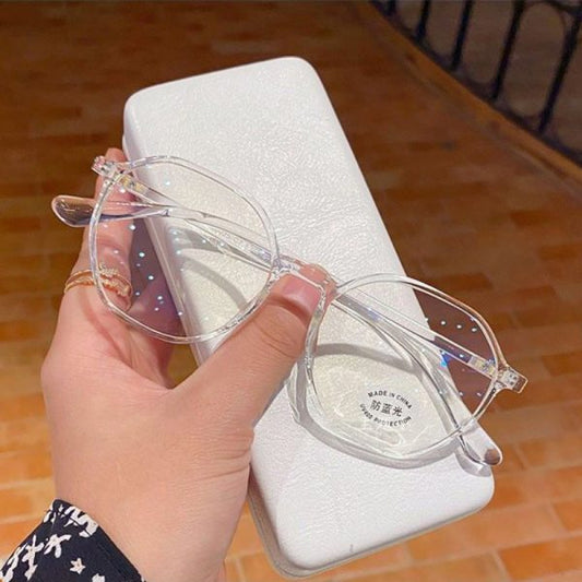 Elegant Uv Protectant Sunglasses Transparent Sunglasses– Stylish & Versatile Eyewear, & Eyes Protection